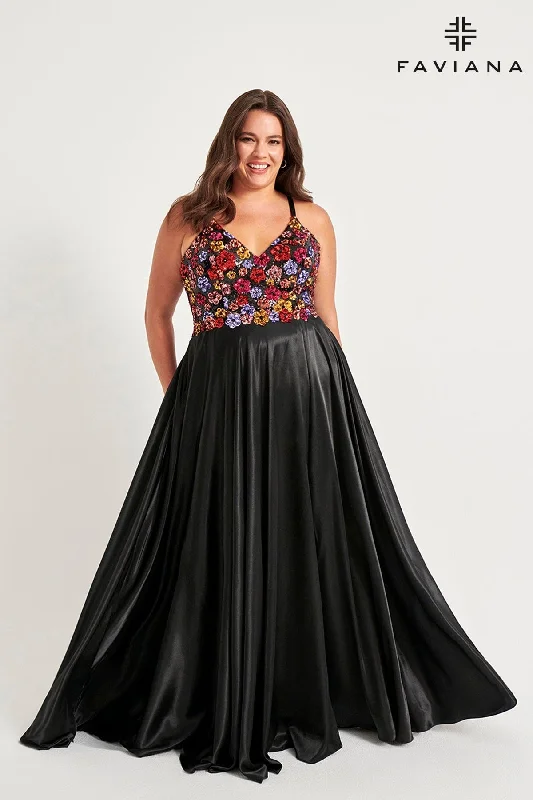 Floor-Length Dress Plus Size Flowy Prom Dress With Silky Skirt And Floral Sequin Bustier | 9558 Floor-Length Dress Plus Size Flowy Prom Dress With Silky Skirt And Floral Sequin Bustier | 9558