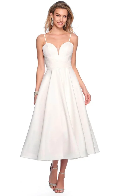 Floral Embroidery Dress Dave & Johnny Bridal 12005 - Tea Length Sweetheart Bridal Dress