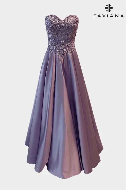 Classic Evening Dress Sweetheart Neckline Long Dress Ballgown With Beaded Corset Bodice Classic Evening Dress Sweetheart Neckline Long Dress Ballgown With Beaded Corset Bodice