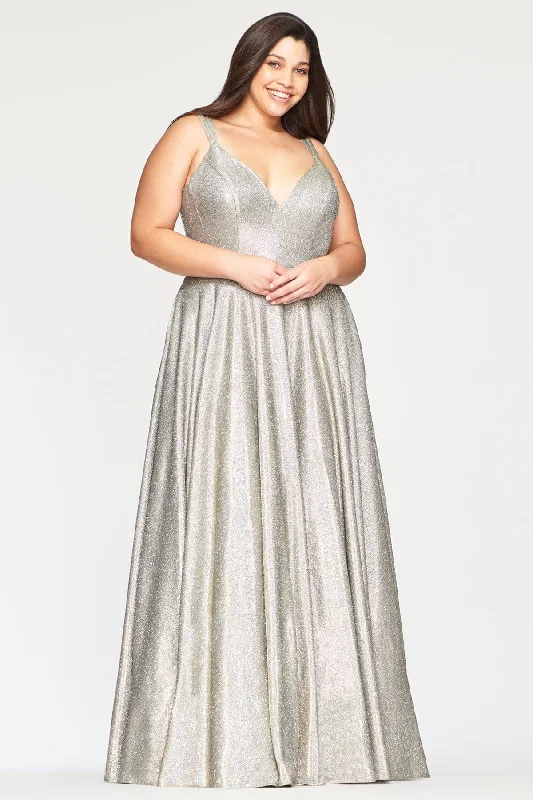 Chic Formal Gown Plus Size Long Jersey V Neckine Dress With Metallic Fabric