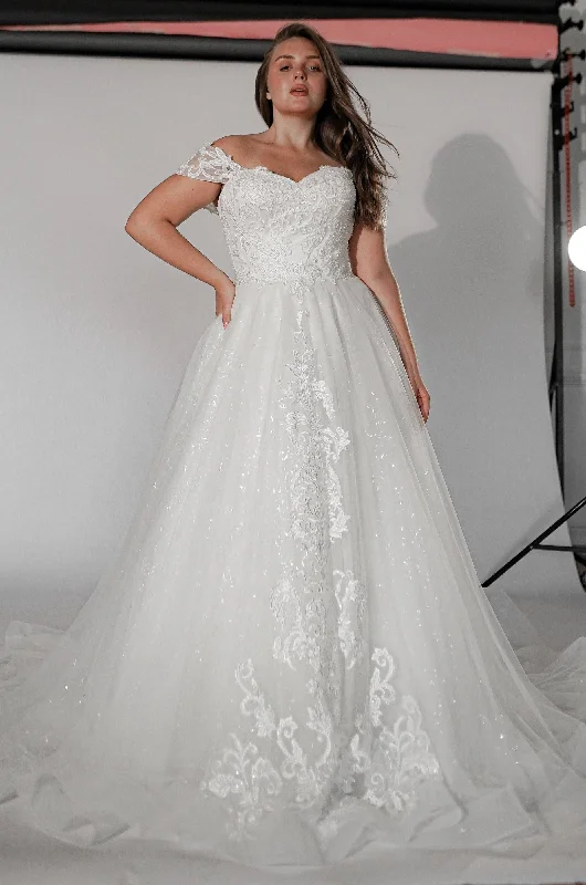 Slit Gown Lace Light ivory Wedding Dress Ivia