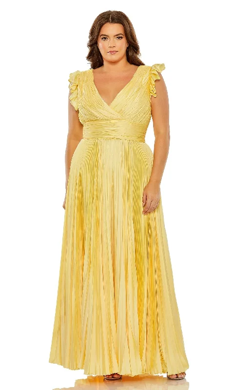 Evening Gown Mac Duggal Long Plus-Size Formal Dress 77006