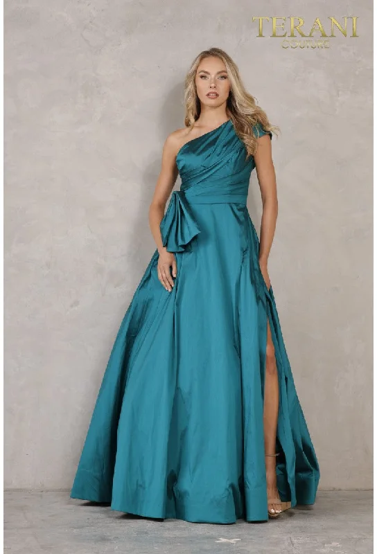 Floor-Sweeping Gown TERANI COUTURE 2021E2779 Dress