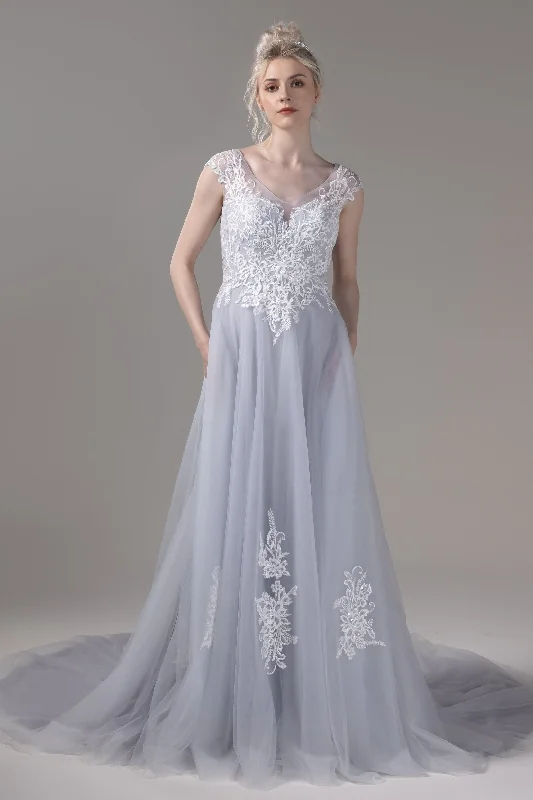 Classic Gown A-Line Chapel Train Lace Tulle Wedding Dress CW2815