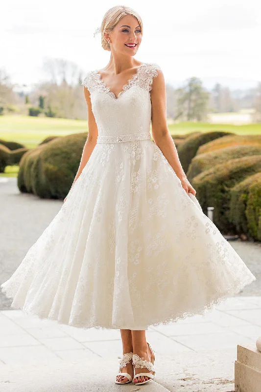 Fancy Evening Dress A-Line Tea-Length Appliqued Scalloped Cap Sleeve Lace Wedding Dress - MK_705863