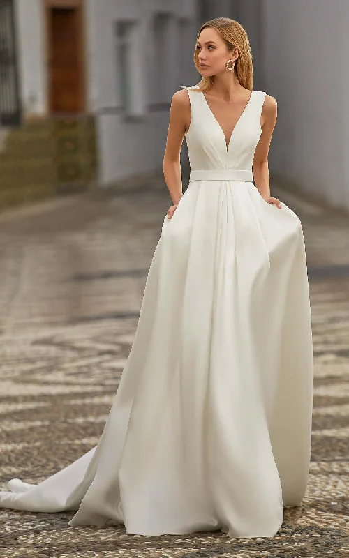 Organza Dress Casual A Line V-neck Satin Court Train Wedding Dress with Pockets-716101 Organza Dress Casual A Line V-neck Satin Court Train Wedding Dress with Pockets-716101
