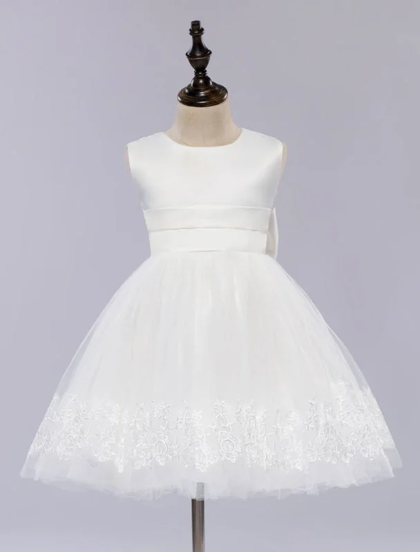 Floor-Sweeping Gown Cute Little Girl Knee Length White Flower Girl Dress Sleeveless Princess Party Dress Floor-Sweeping Gown Cute Little Girl Knee Length White Flower Girl Dress Sleeveless Princess Party Dress