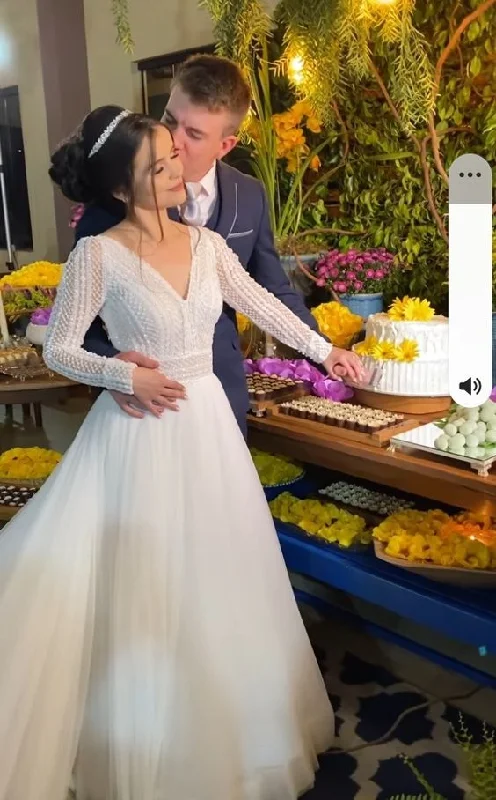 Halter Neck Dress Gorgeous Princess Ball Gown Wedding Dresses V Neck Bridal Gowns fg4005 Halter Neck Dress Gorgeous Princess Ball Gown Wedding Dresses V Neck Bridal Gowns fg4005
