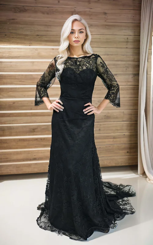 Classic Evening Dress Gothic Black A-Line Boho Lace Bell Sleeves Wedding Dress Vintage Inspired Modest Sheath Bateau Neck Appliqued Bridal Gown Classic Evening Dress Gothic Black A-Line Boho Lace Bell Sleeves Wedding Dress Vintage Inspired Modest Sheath Bateau Neck Appliqued Bridal Gown