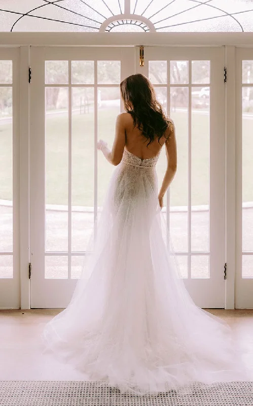 Minimalist Gown Modern Stylish A-Line Boho Detachable Wedding Dress Sexy Elegant Sweetheart Strapless Sleeveless Lace Tulle Bridal Gown Minimalist Gown Modern Stylish A-Line Boho Detachable Wedding Dress Sexy Elegant Sweetheart Strapless Sleeveless Lace Tulle Bridal Gown