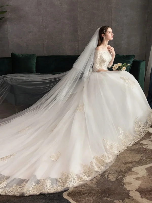Backless Dress Princess Wedding Dresses Ivory Lace Applique Off The Shoulder Half Sleeve Bridal Gown With Train