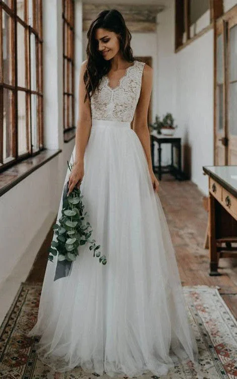 Tulle Gown Romantic Scalloped V-neck Tulle Lace A Line Floor-length Sleeveless Wedding Dress-715940 Tulle Gown Romantic Scalloped V-neck Tulle Lace A Line Floor-length Sleeveless Wedding Dress-715940