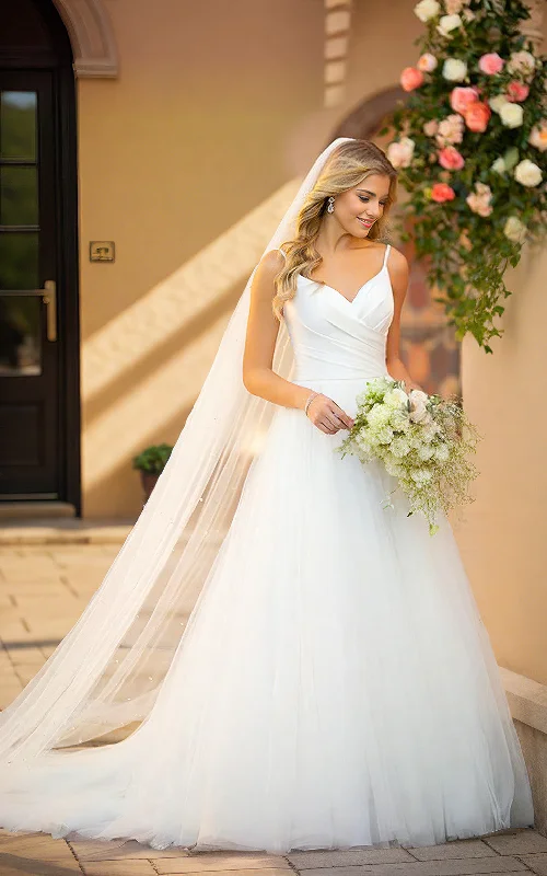 Slit Gown Simple Modest A-Line Ball Gown Wedding Dress Princess Minimalist Satin Tulle Beach Garden Spaghetti Straps V-Neck Ruching Bridal Gown Slit Gown Simple Modest A-Line Ball Gown Wedding Dress Princess Minimalist Satin Tulle Beach Garden Spaghetti Straps V-Neck Ruching Bridal Gown