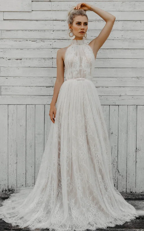 Couture Gown Simple Sleeveless A-Line Tulle Lace Wedding Dress With Halter Neckline And Button Back-716439 Couture Gown Simple Sleeveless A-Line Tulle Lace Wedding Dress With Halter Neckline And Button Back-716439