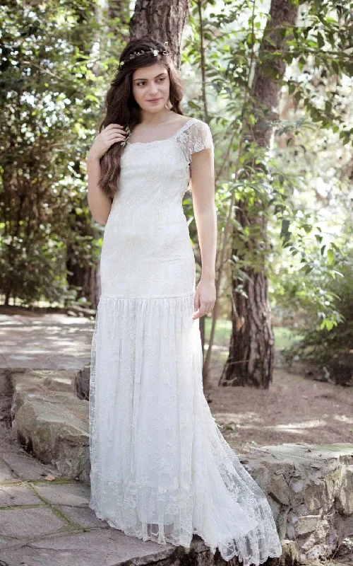 Luxury Dress Square Cap Sheath Lace Wedding Dress With Pleats And Illusion Back-711044