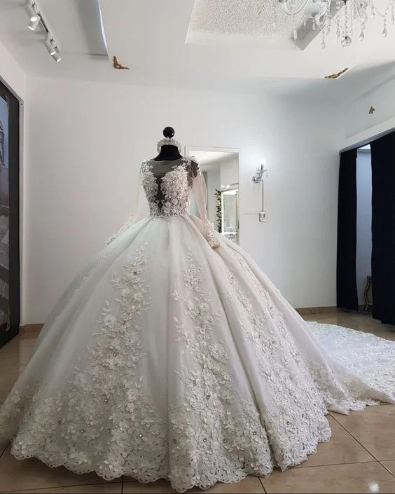 Satin Gown Stunning Long Ball Gown Wedding Dresses  A Line Prom Gowns      fg4092