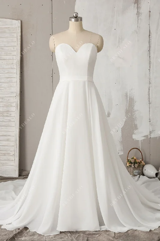 Off-White Gown Strapless Open Back Chiffon A-line Outdoor Wedding Dress