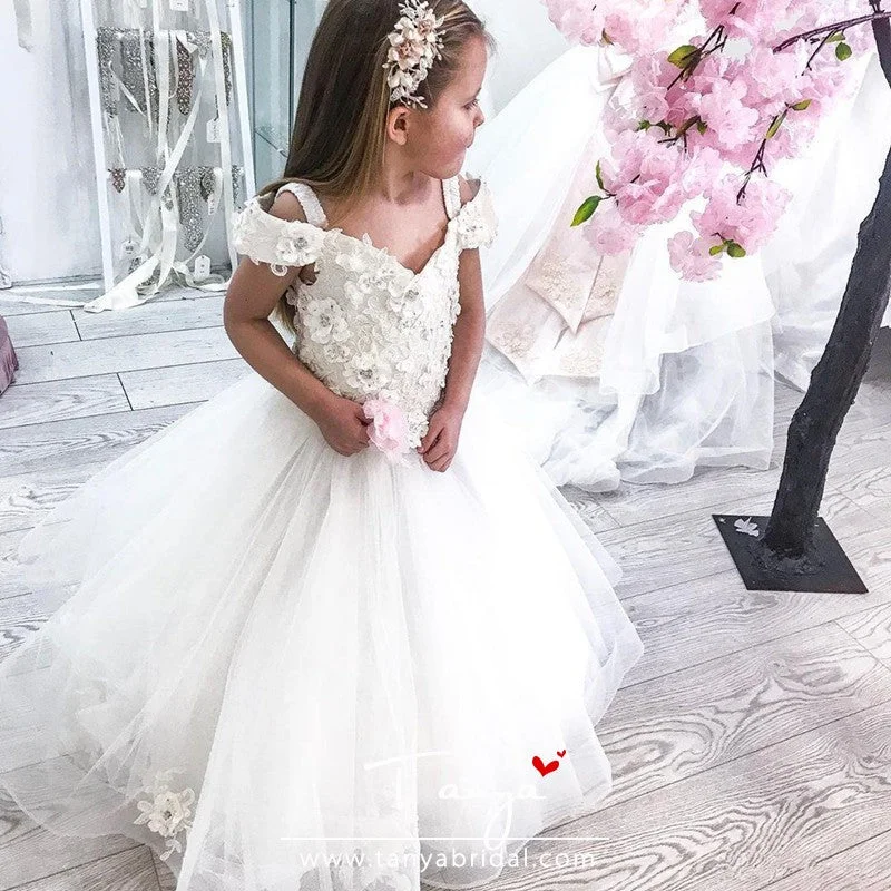 Tulle Gown White Lace Flower Girl Dresses Off Shoulder 3D Floral Appliques TBF012