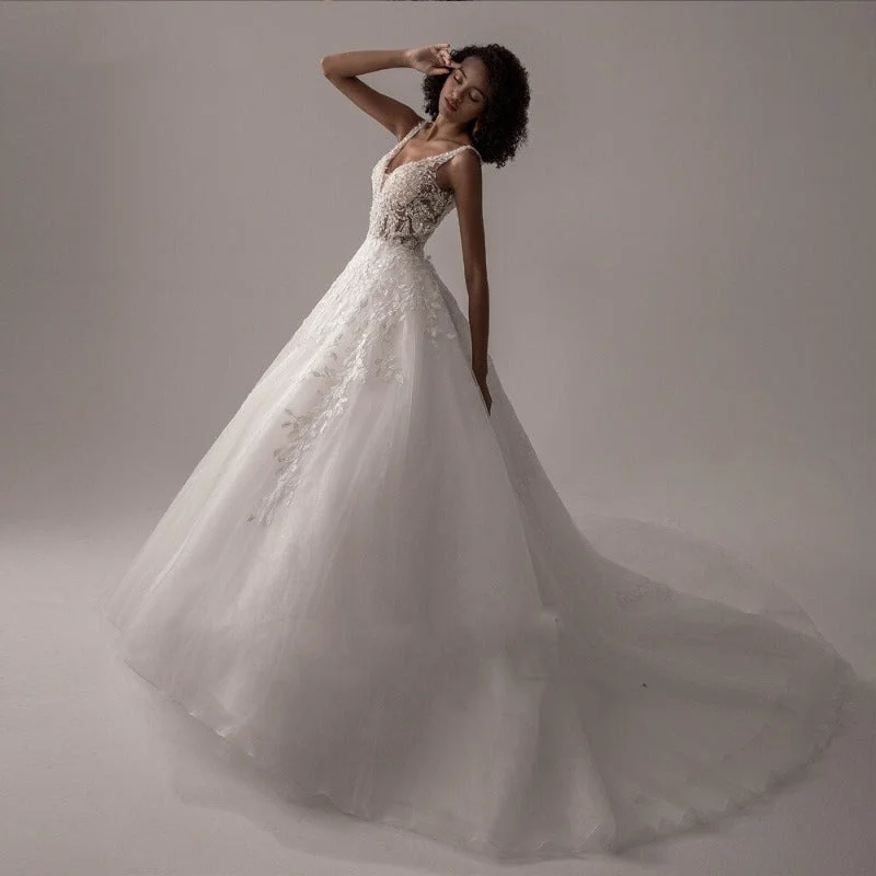 Minimalist Gown Ball Gown Tulle Lace Boho Wedding Gown WD4003