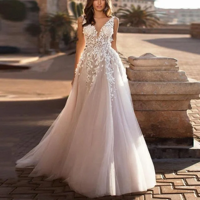 Modest Formal Dress Beach Bridal V Neck Flowers Tulle Wedding Dress WD1002