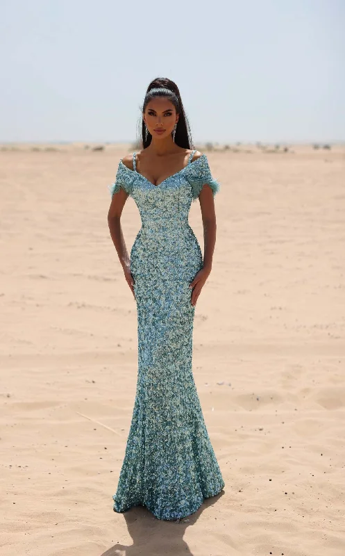 Bodycon Gown Chic and Holland AN330018 Dress