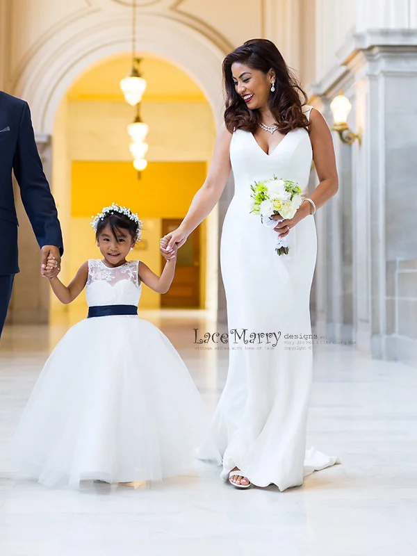 Evening Gown Minimalistic Simple Wedding Dress from Chiffon and Satin